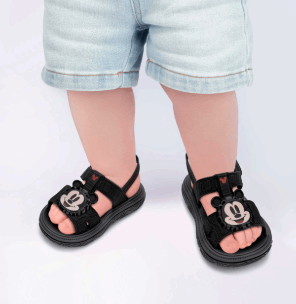 set Mickey Mouse infantil mochila y sandalias Disney niño sandalias negras Mickey Mouse set infantil Disney Mickey regalo Disney Mickey niño